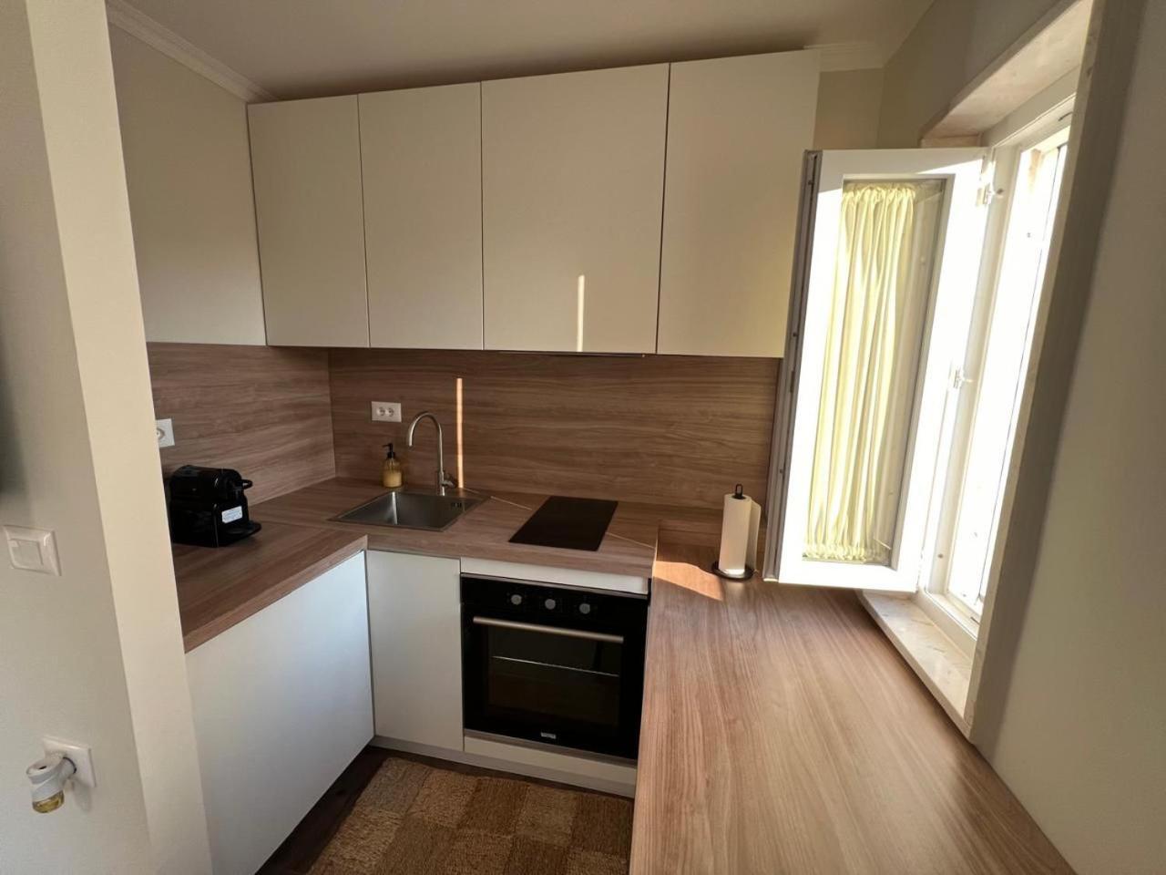 Anna'S Blloku Apartment ティラナ エクステリア 写真