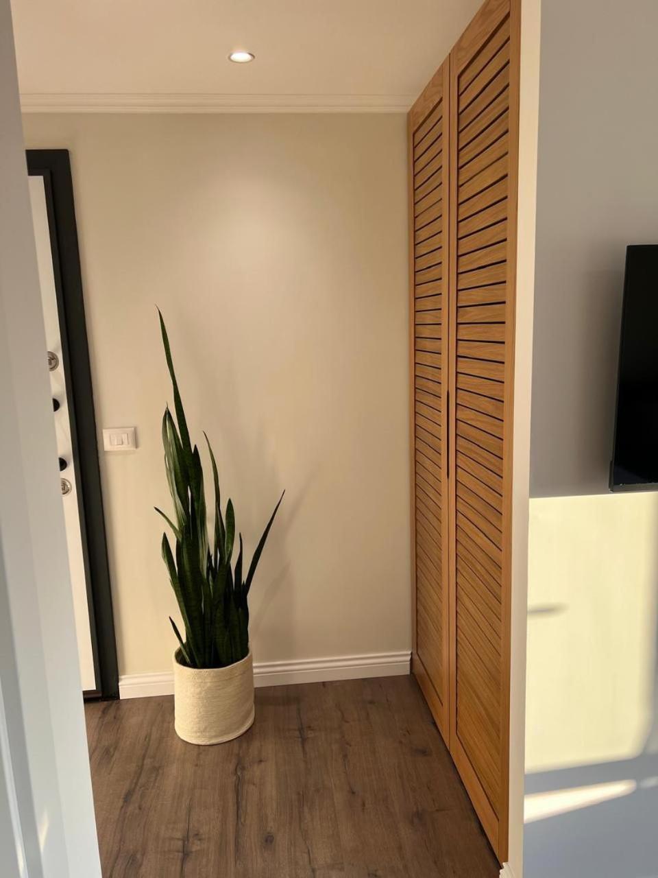 Anna'S Blloku Apartment ティラナ エクステリア 写真
